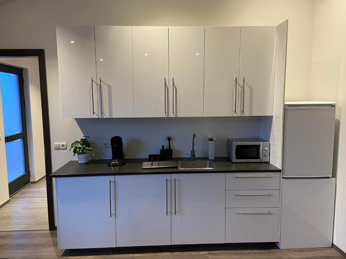 4 Person Room With Private Entrance And Bathroom Keflavik Exterior photo